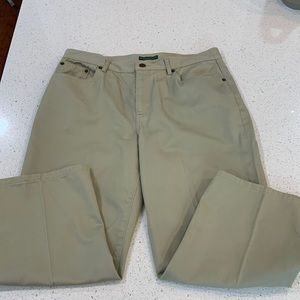 Ralph Lauren ladies Capri.